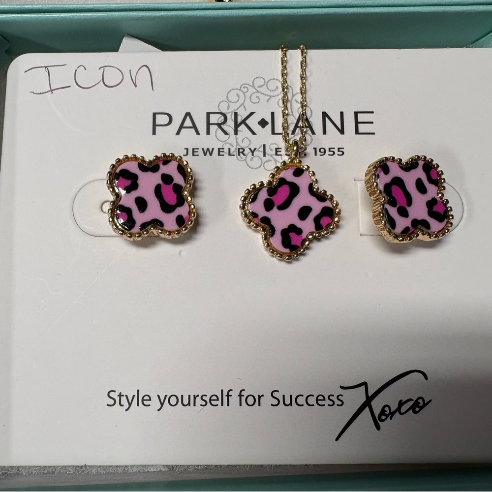 Park Lane pink leopard vintage set earrings and necklace